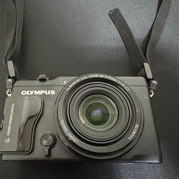 올림푸스 XZ-2 디카