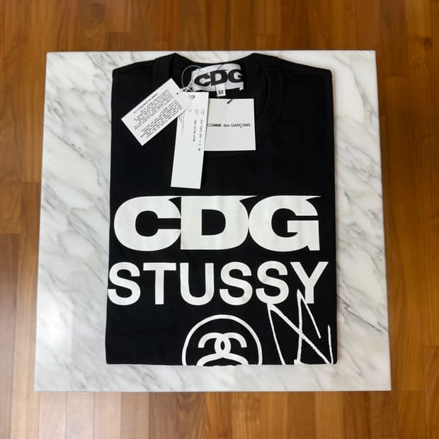 M CDG x 스투시 티셔츠 블랙