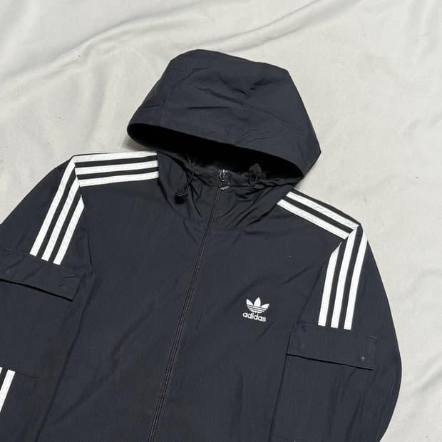M 아디다스 윈드브레이커 후드 바람막이