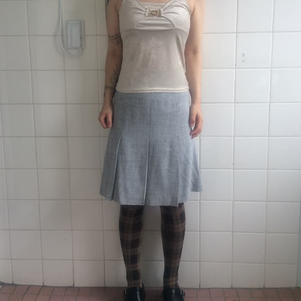 Velvet sleeveless