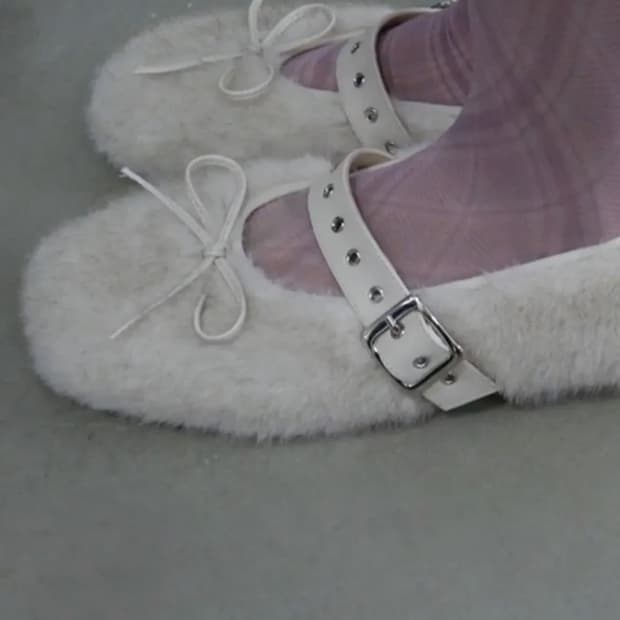 (230) 루루서울 버클 퍼 플랫슈즈 크림