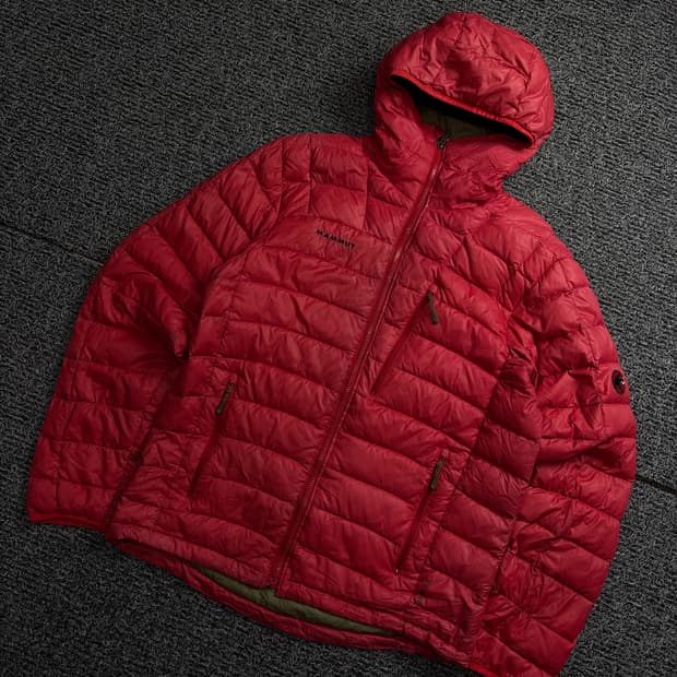 마무트 일판 오리지날 경량 후드 다운 패딩 1914