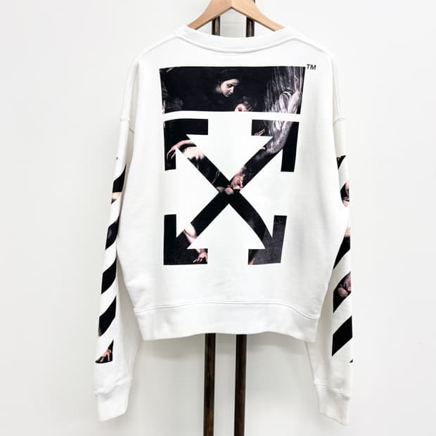 [S]오프화이트 카라바지오 맨투맨