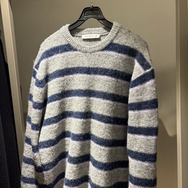 인템포무드 스트라이프 니트 XL 싸게 팔아요!!