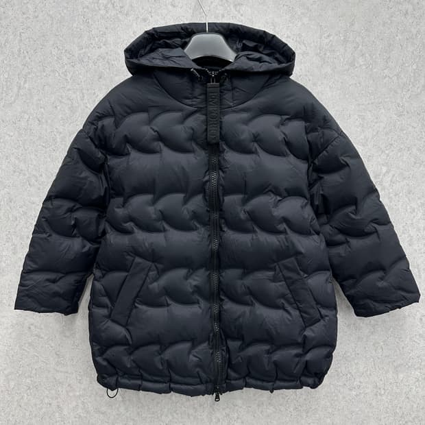 90 엠포리오 아르마니 여자 벌룬핏 구스다운 패딩