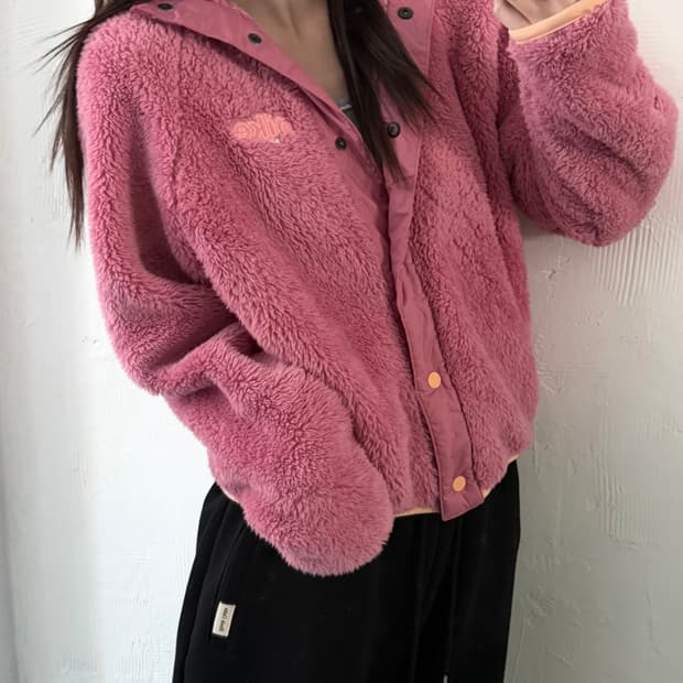 나이키 우먼 핑크 쉐르파 버튼 자켓