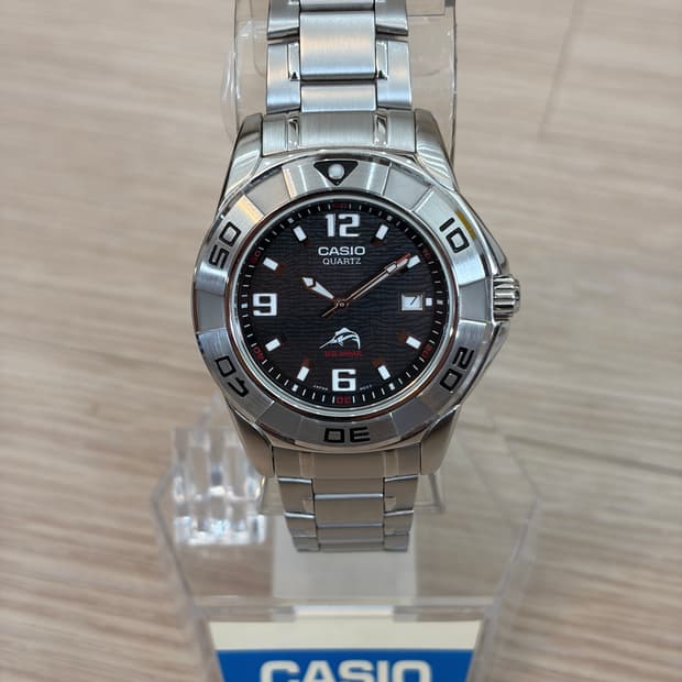 카시오 빈티지 극미품 은새치 MDV-100D-1AFJ 흑새치 다이버