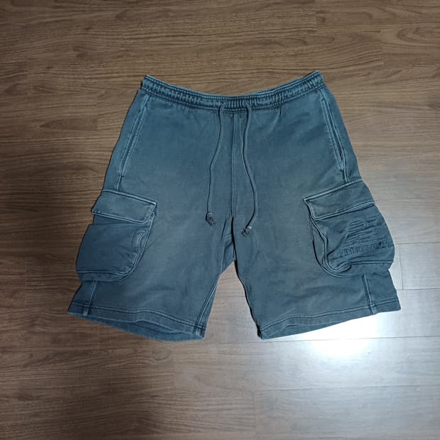 디스이즈네버댓 뉴발란스 카고쇼츠 XL