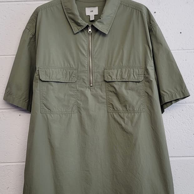 [110.XXL.오버핏] H&M(에이치엔엠) 반집업 오버핏 셔츠 판매