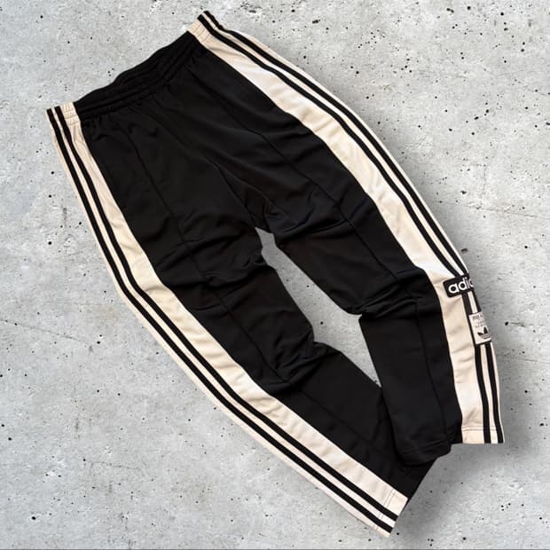 [L] 아디다스 락업 삼선 트랙 팬츠 블랙 D854