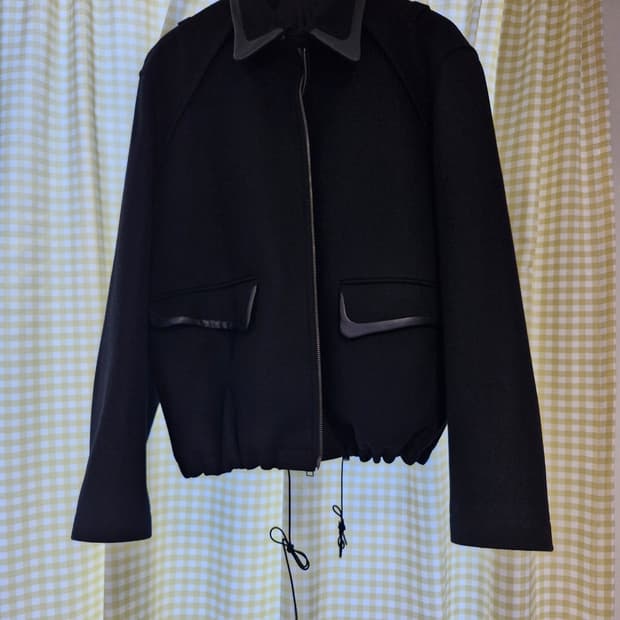 이얼즈어고 타이핑미스테이크 레더트림 자켓 s사이즈 팝니다