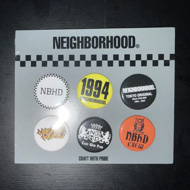 네이버후드 핀버튼 세트