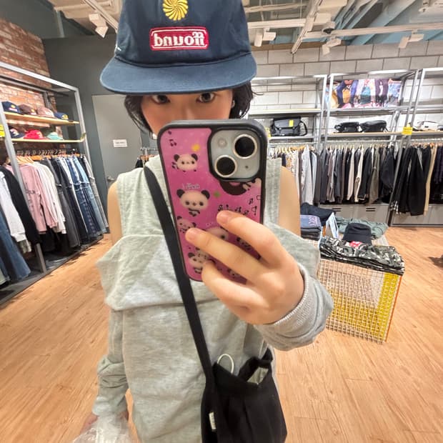 어깨 트임 오프숄더 후드티