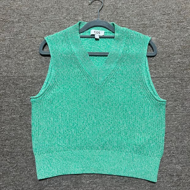 COS 니트 조끼 XS