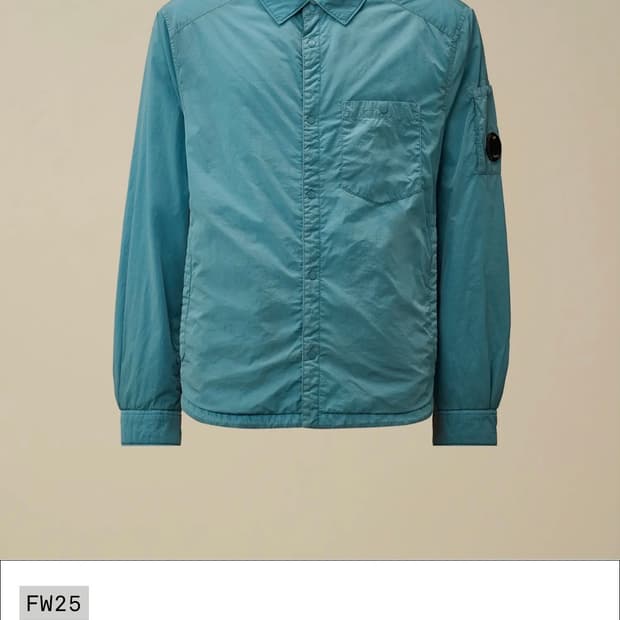 Cp컴퍼니 R 렌즈 버튼 오버셔츠(L)