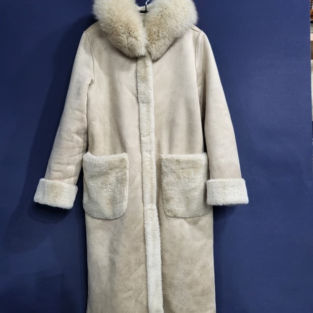 MAGAN(매건)폭스 리버시블 무스탕