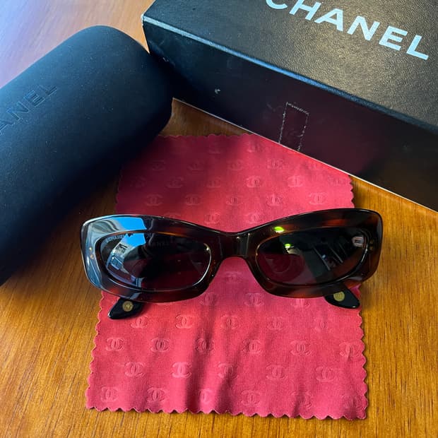 샤넬 90s 선글라스 mod.5006 톨토이즈