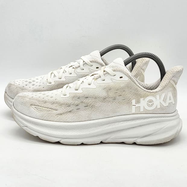  호카 클리프톤 9 화이트 (260 D) 