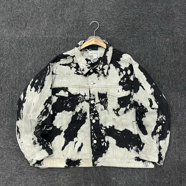 팔스 크릭 지브라패턴 트러커자켓