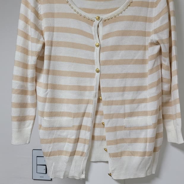 스트라이프 가디건