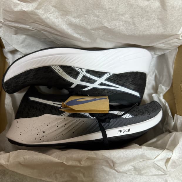 아식스 매직스피드W 검흰 (225)