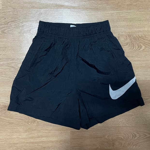 나이키 스우시 블랙 반바지 바지