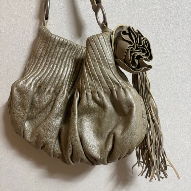 hiroko koshino pearl flower bag