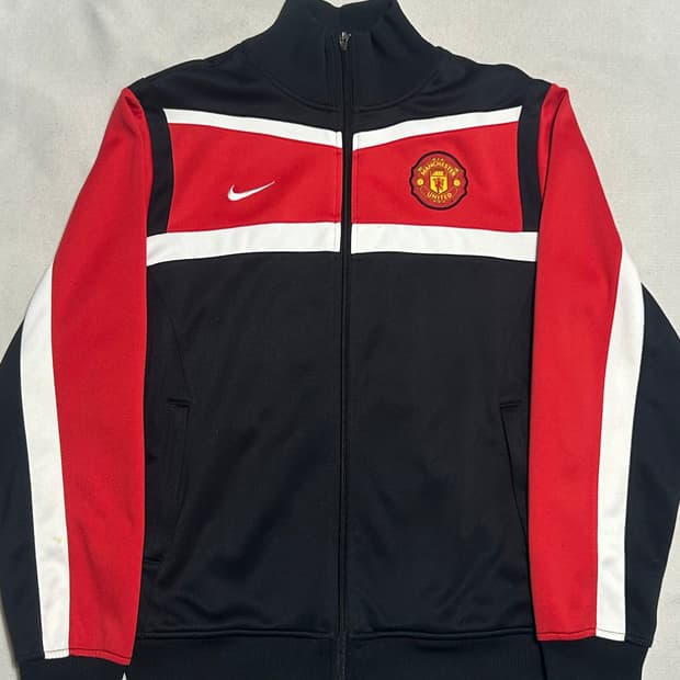 🫶🏻 나이키 맨체스터 유나이티드 (레드+블랙) 배색 트랙탑 🫶🏻