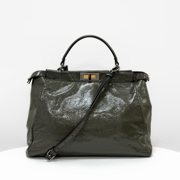 펜디 피카부 페이던트 토트 & 크로스백