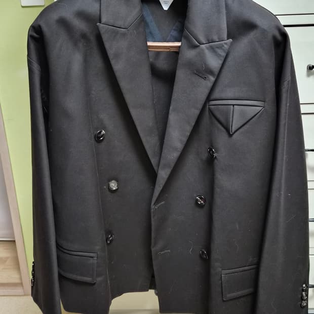 48사이즈)보테가베네타 다니엘리 자켓 팝니다.