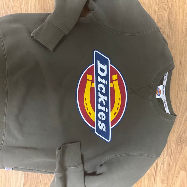 디키즈 초록 카키 맨투맨