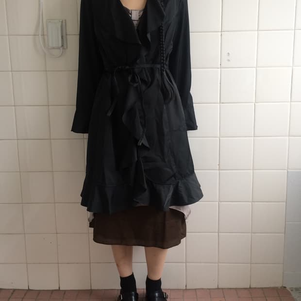 Speccio ruffle glossy coat