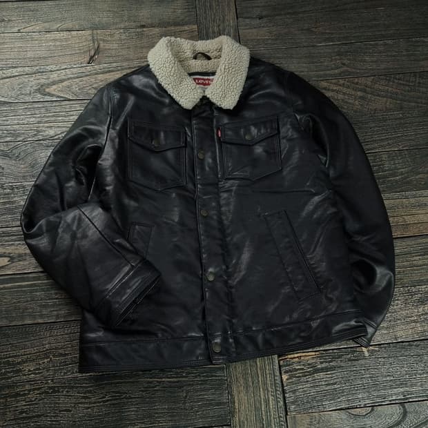 [리바이스] 레더 쉐르파 무스탕 트러커 가죽 자켓 블랙 M18610