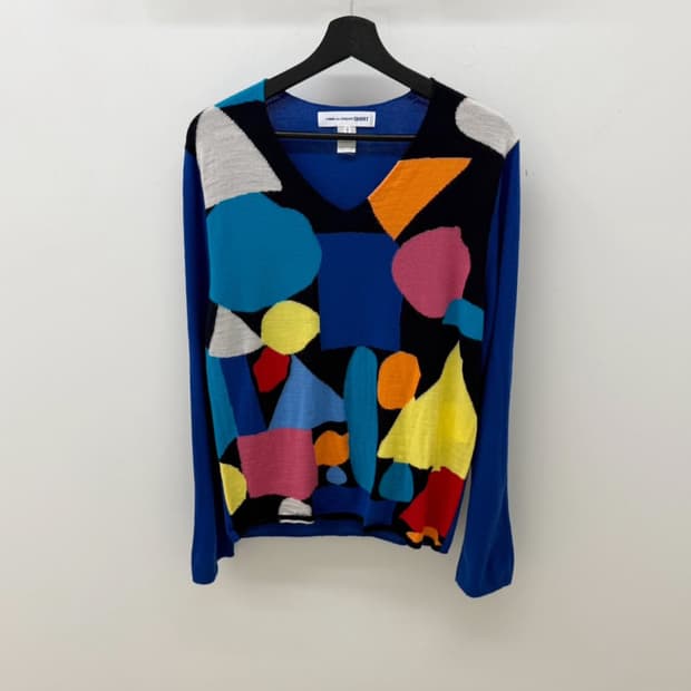 꼼데가르송 셔츠라인 패턴 v넥 니트