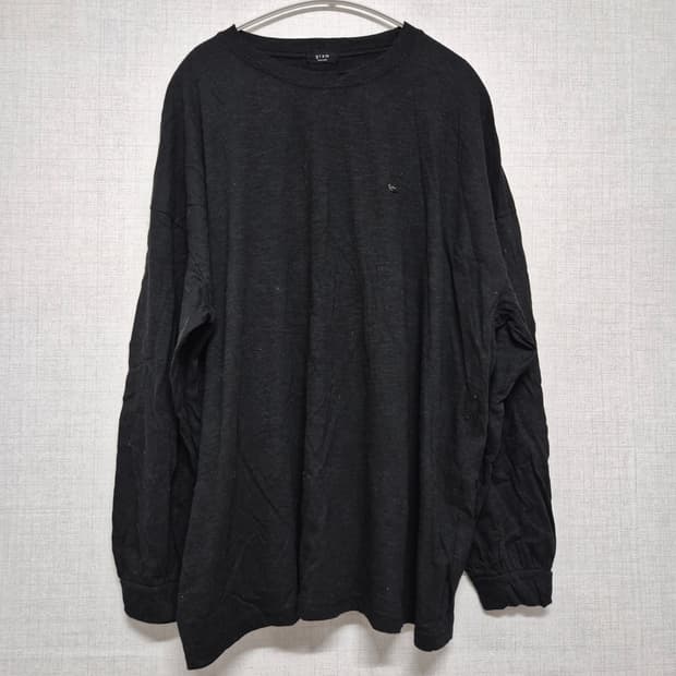 루즈 긴팔티셔츠