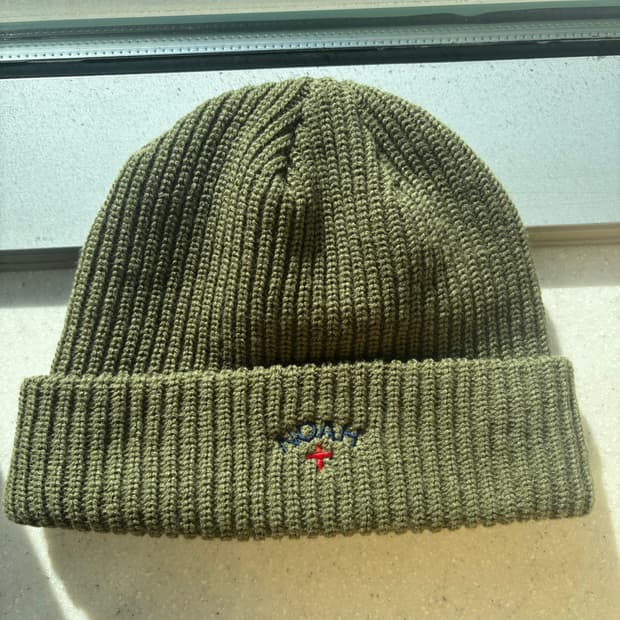 노아 비니 홍태준님 착용 동일제품