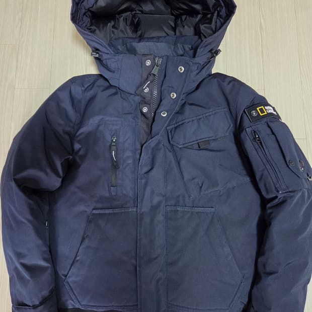 내셔널지오그래픽 타루가 패딩