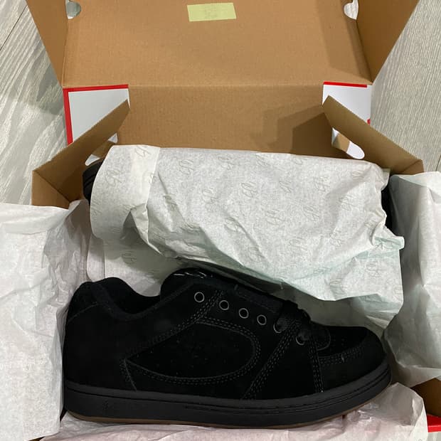 Es accel og 블랙 265