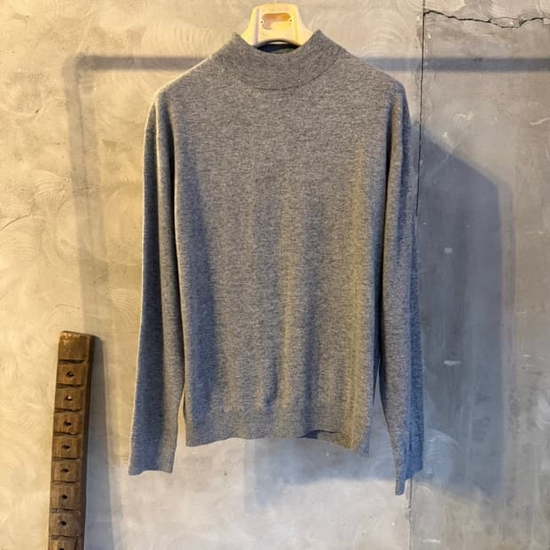 일꼬르소 모호크넥 니트 100