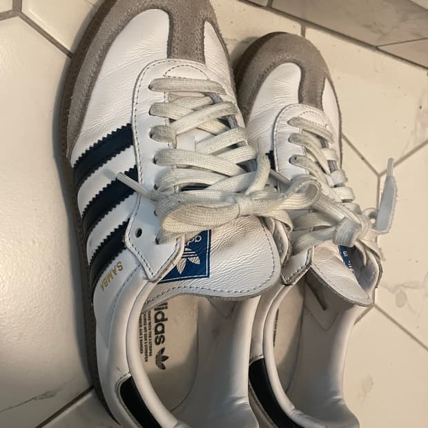 아디다스 삼바 OG 클라우드 화이트 240