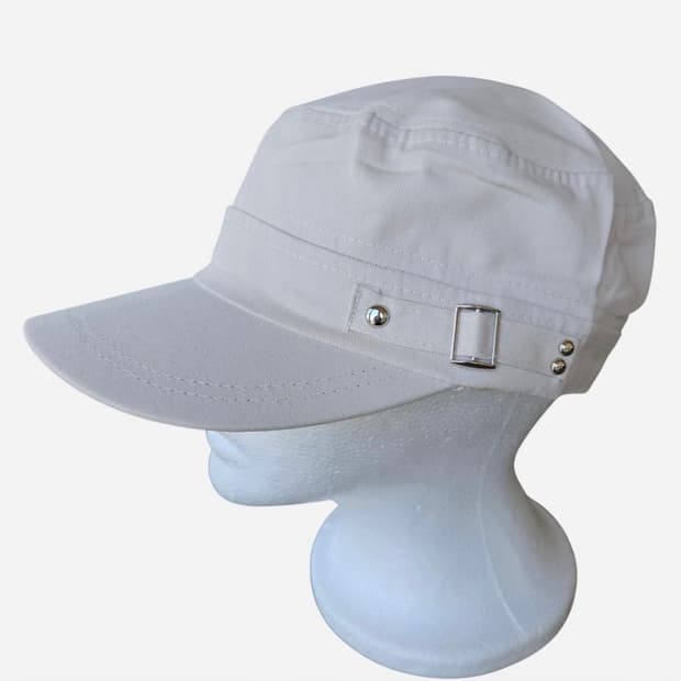 Y2K grunge mood stud detail cap (cream)