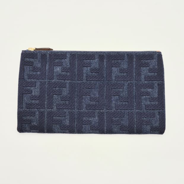 펜디 FF 자카드 데님 클러치 8N0149