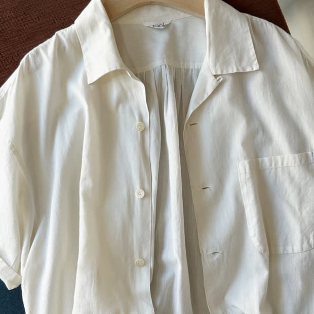 Natural cotton open collar H/S shirt