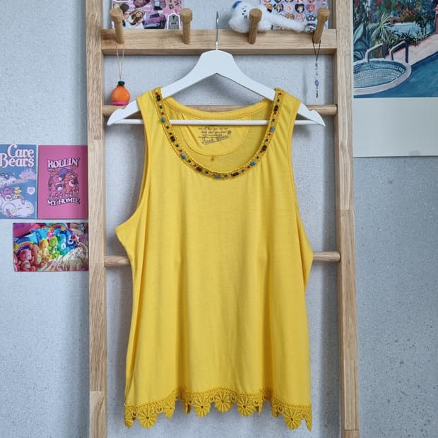 JPN Sunshine Daisy Sleeveless