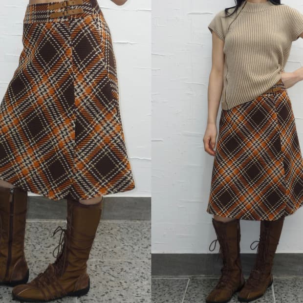 벨트버튼 트임 미디스커트