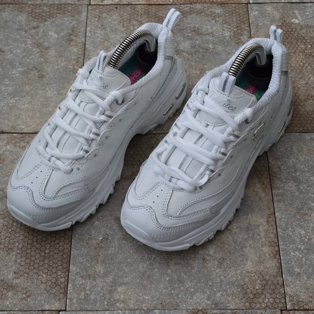 (225)스케쳐스 딜라이트 화이트