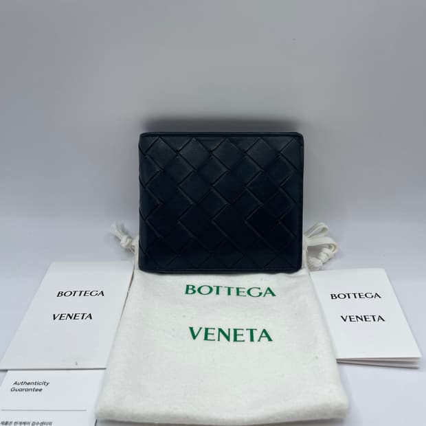 보테가베네타 인트레치아토 반지갑 블랙
