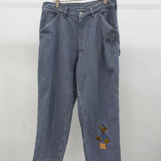 [희귀/S급] 칼 헬무트(Karl Helmut) 시그니처 곰돌이 자수 히