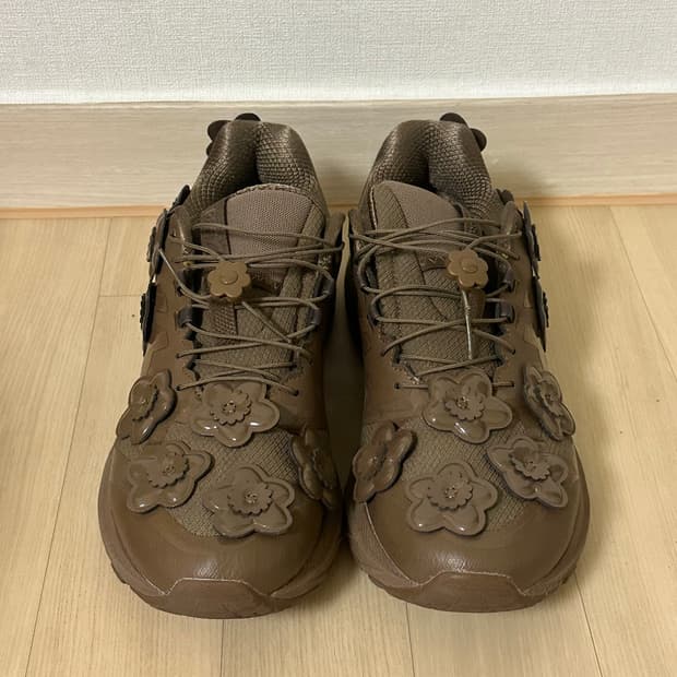 [275] 아식스 x 세실리에 반센 젤 터레인 세피아