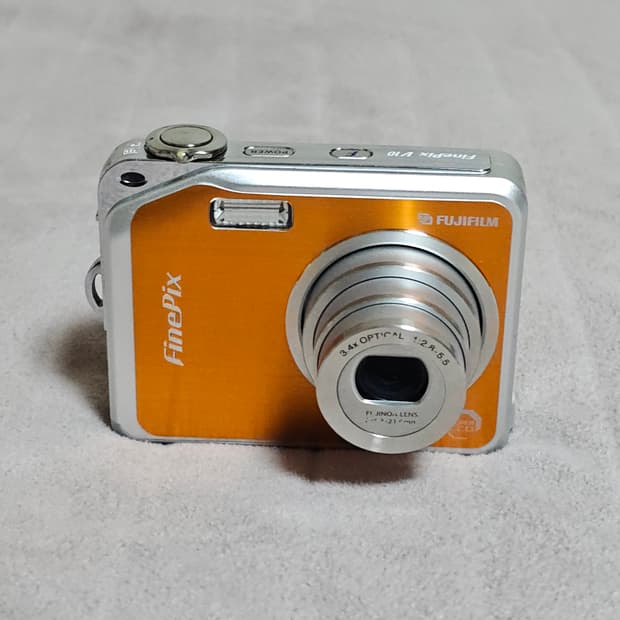후지필름 FinePix V10 디지털 카메라